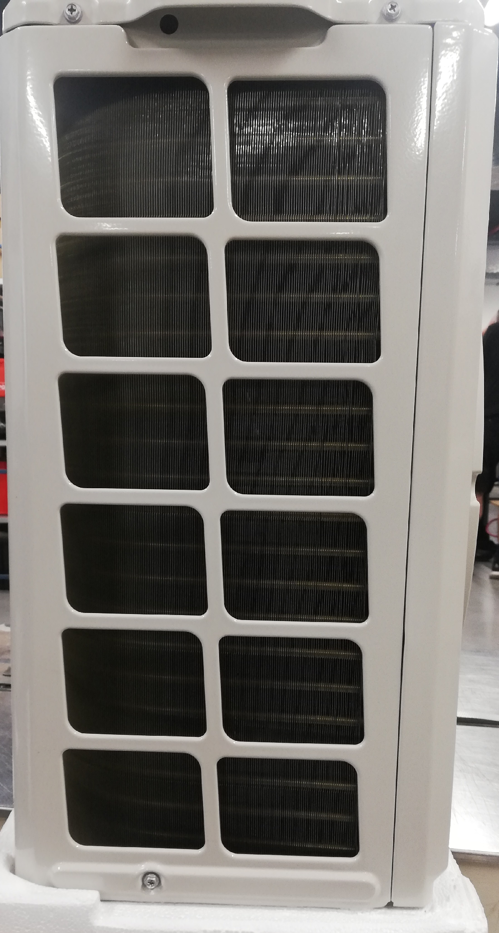 Wyprzedaż (WC238) Klimatyzator ROTENSO VERSU VO35Xo R16 j.zew.